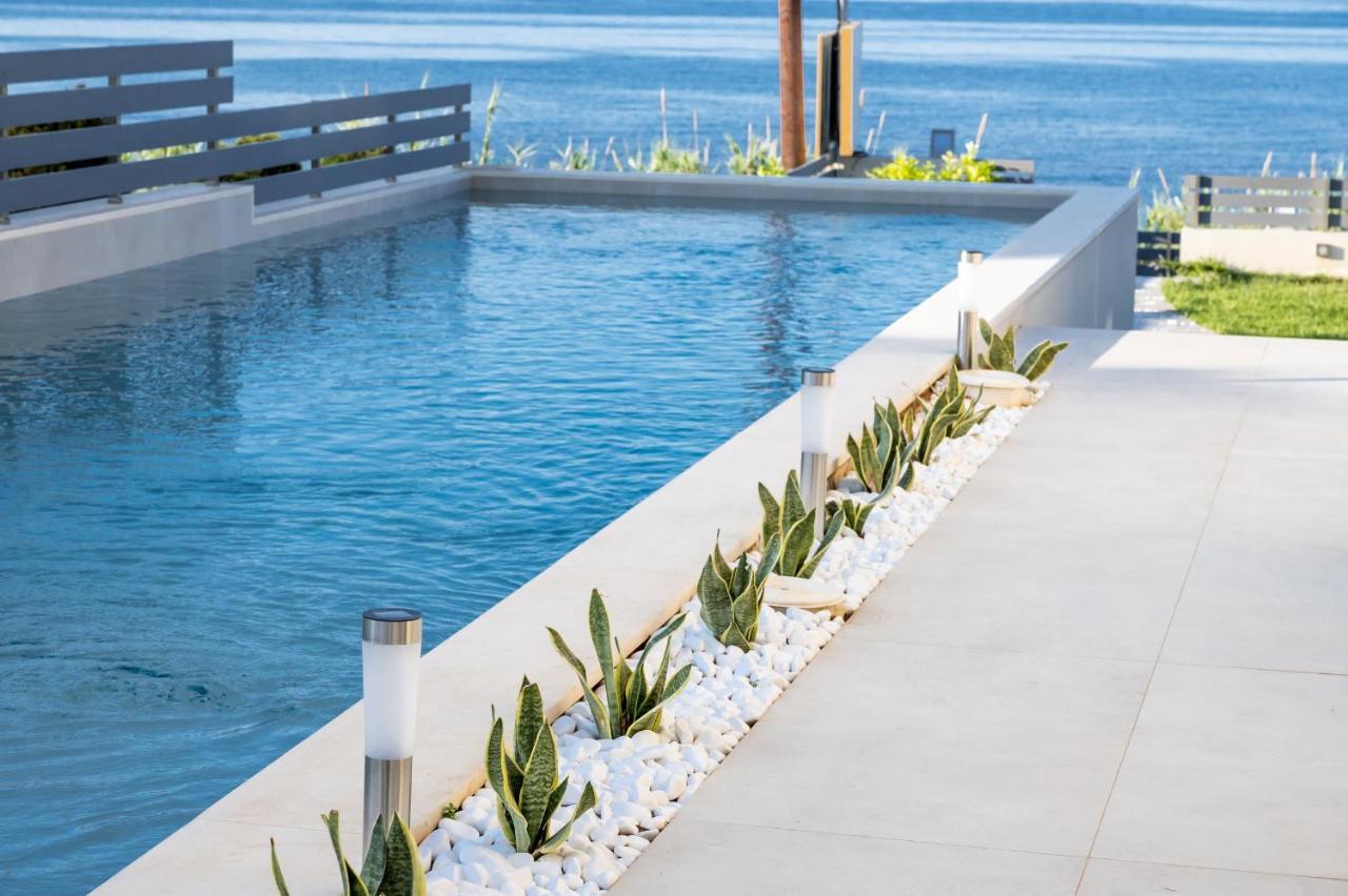 Dhiminio Theros Suites מראה חיצוני תמונה