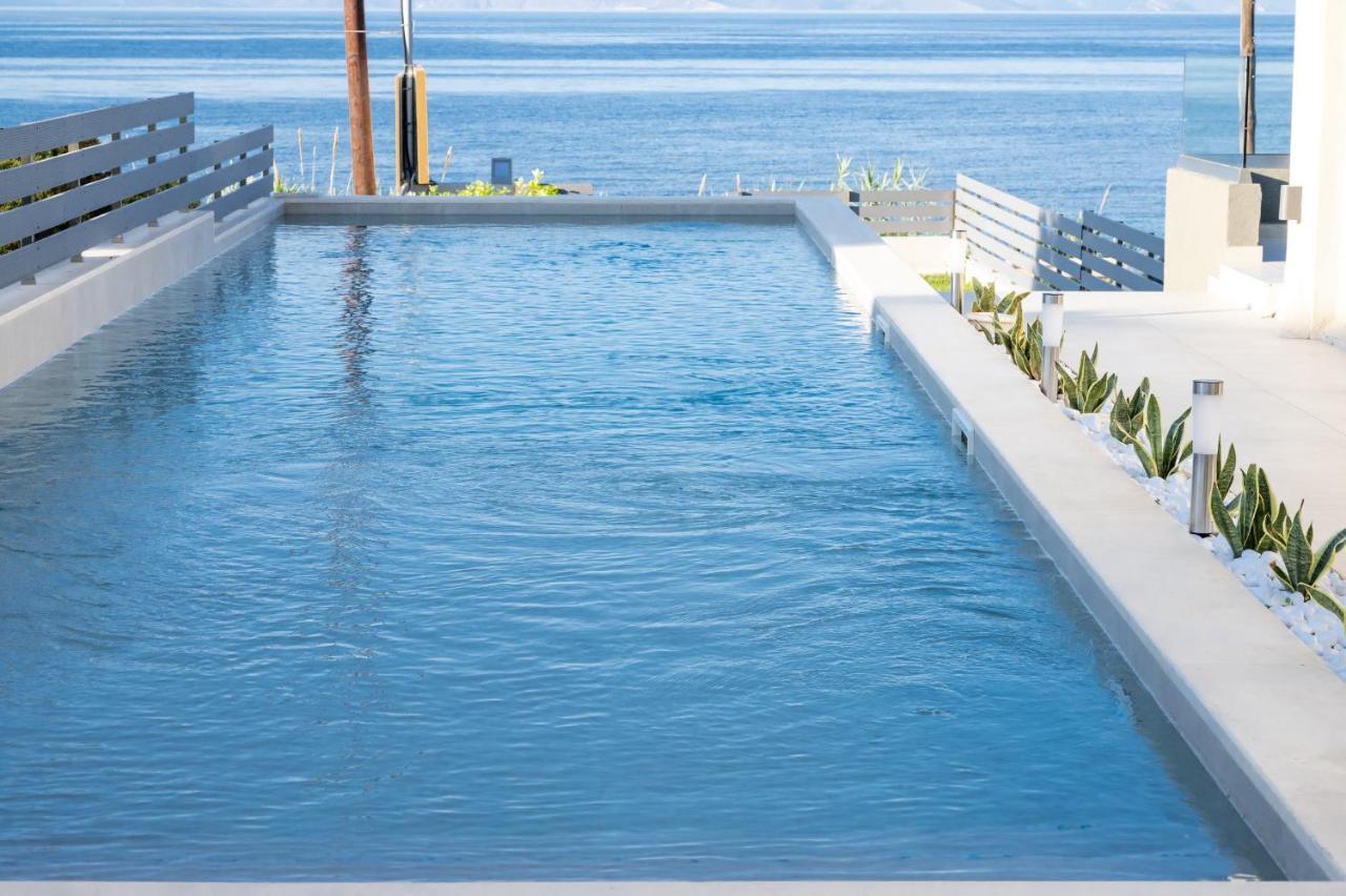 Dhiminio Theros Suites מראה חיצוני תמונה