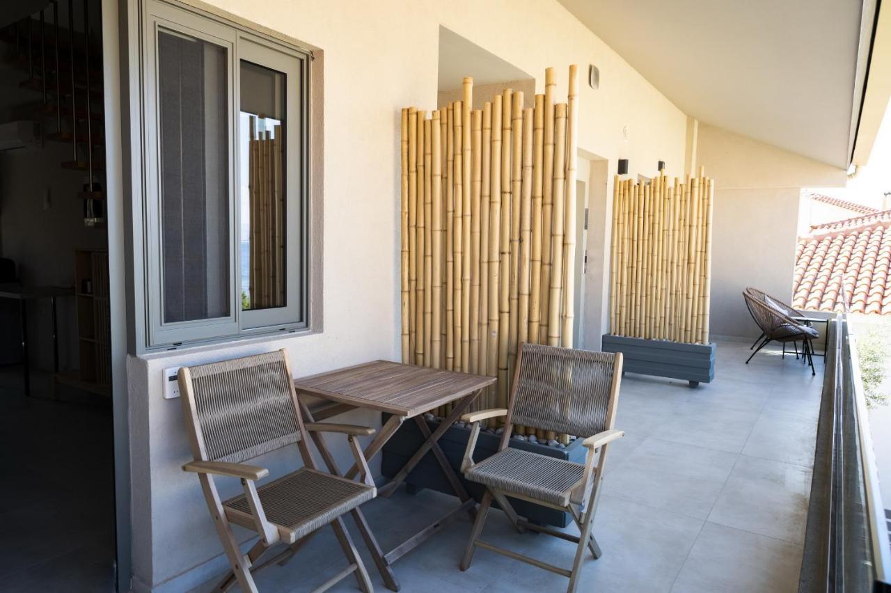 Dhiminio Theros Suites מראה חיצוני תמונה